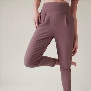 Athleta Elation Jogger(Damask Mauve)